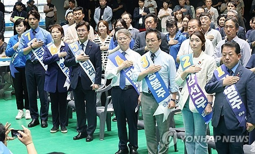 제주 연설회 찾은 민주당 최고위원 후보들 [사진출처=연합뉴스]