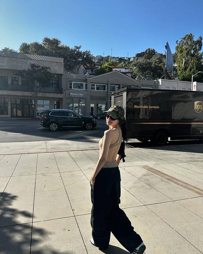 (사진=손나은 소셜미디어)