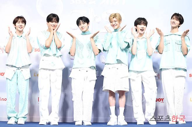 '2024 SBS 가요대전 Summer' 블루카펫 행사에 참석한 그룹 NCT위시(NCT WISH). ⓒ이혜영 기자 lhy@hankooki.com
