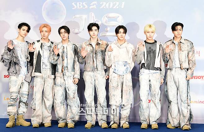 그룹 엔하이픈. <강영국 기자>