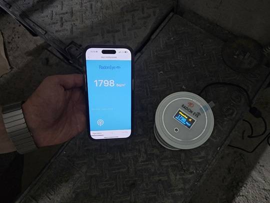 서울교통공사 통합노조가 지난 19일 암사역사공원역에서 측정한 라돈 검출량(출처 : 서울교통공사 통합노조)