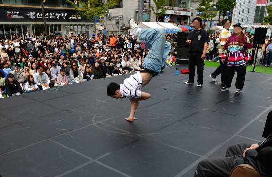 지난해 서울 노원구에서 펼쳐진 ‘댄싱노원’ 행사 장면. 노원구청 제공