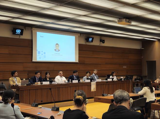 외교부는 스위스 제네바에서 제11차 핵비확산조약(NPT) 평가회의 제2차 준비위원회 계기로 프랑스 외교부와 공동으로 북핵 문제 관련 부대행사를 개최했다. [외교부 제공]