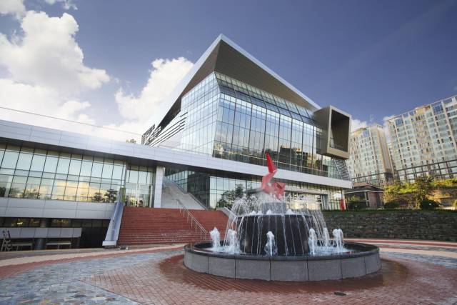 ▲구리아트홀 전경.ⓒ구리문화재단