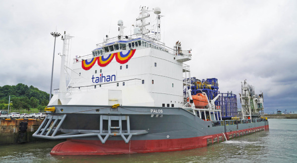 Offshore wind power cable laying vessel (CLV) ‘Palos’. [Courtesy of Taihan Cable & Solution Co.]