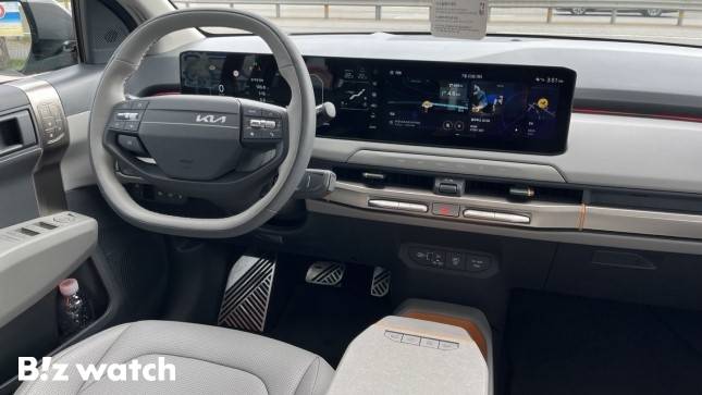 기아 EV3 1열./사진=정민주기자