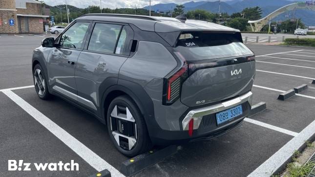 기아 EV3 후면./사진=정민주기자