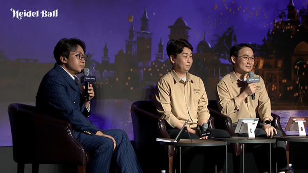 - MC 허준, 김창욱 검은사막 모바일 총괄 실장, 안형규 게임 디자인 팀장