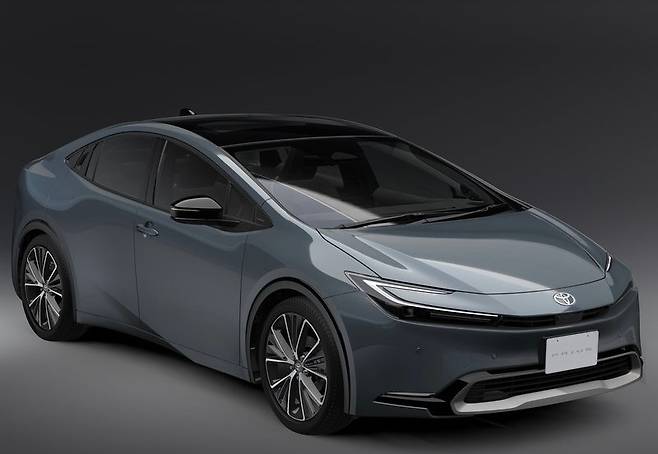 토요타 프리우스