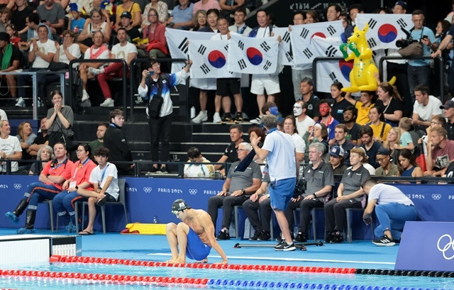 김우민은 파리 올림픽 남자 자유형 400m에서 만족스럽지 못한 성적표를 받아들었다. 사진=연합뉴스