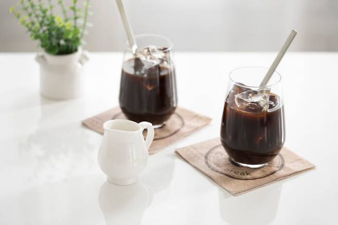 체중 감량을 결심했다면 칼로리가 높은 기름진 음식은 피하고, 칼로리가 낮은 채소 위주의 음식을 선택해야 한다. [사진=클립아트코리아]