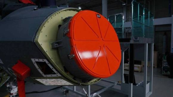 한국형&nbsp;전투기(KF-21)에&nbsp;장착된&nbsp;한화시스템의&nbsp;AESA&nbsp;레이다. [사진=한화시스템 제공]