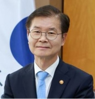 이정식 고용노동부 장관