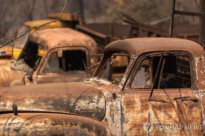 산불로 검게 탄 트럭 [치코 AFP=연합뉴스. 게티이미지스 제공]