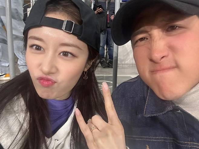 사진=왼쪽부터 지연, 황재균/지연 소셜미디어 캡처