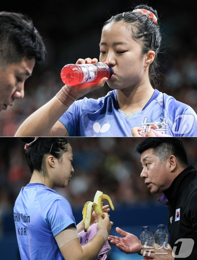 대한민국 탁구 국가대표팀 신유빈이 1일 프랑스 파리에서 열린 '2024 파리 올림픽' 탁구 여자 단식 경기에서 체력 보충을 위해 바나나와 음료를 먹는 모습. /사진=뉴스1