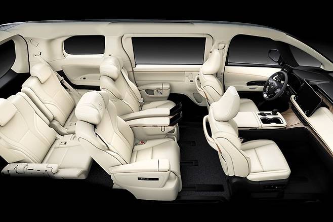 렉서스 디 올 뉴 LM 500h 이그제큐티브 그레이드 실내