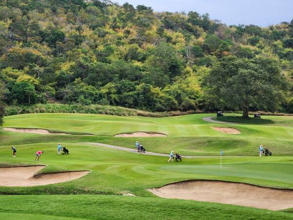 코로나19 이후 국내 골프 수요가 해외로 이동한 영향도 국내 골프 수요의 감소세의 원인으로 지적됐다 / 여행신문 CB&nbsp;