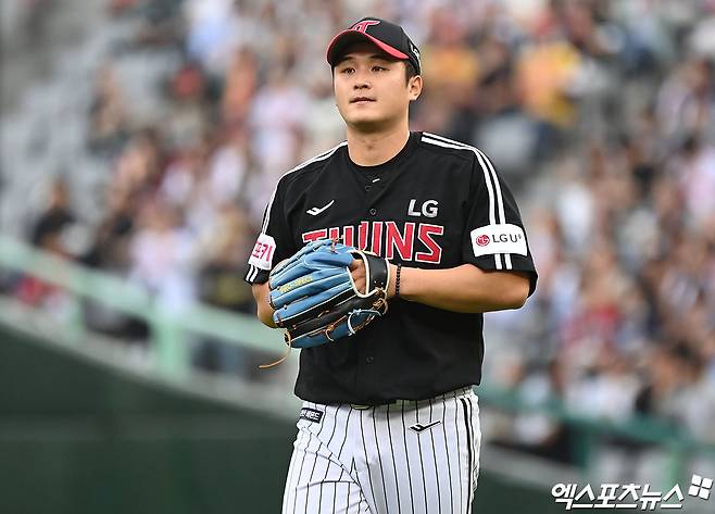 LG는 3일 울산 문수야구장에서 '2024 신한 SOL Bank KBO 리그' 롯데와 주말 3연전 두 번째 경기 선발 투수로 최원태를 선택했다. 엑스포츠뉴스 DB