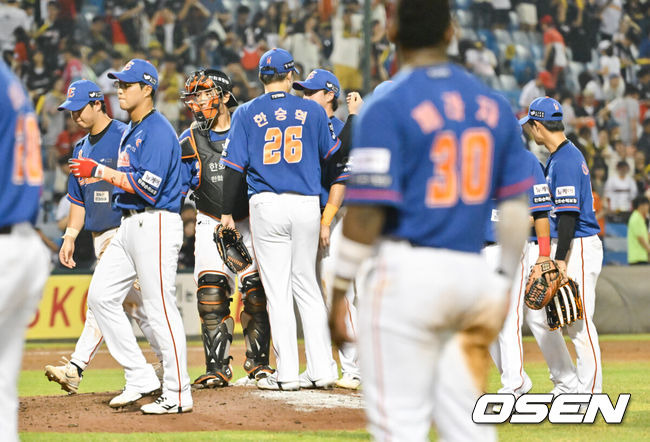 [OSEN=대전, 박준형 기자] 올시즌 37번째 매진으로 KBO 역대 최다 매진 신기록을 알리는 문구가 전광판에 표시되어 있다.  2024.08.02 / soul1014@osen.co.kr