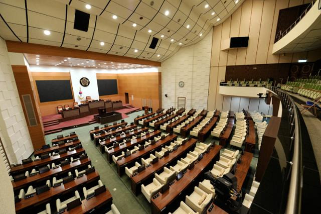 서울시의회 본회의장 전경. 한국일보 자료사진