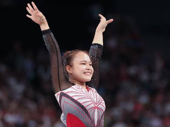 대한민국 체조 대표팀 여서정이 3일(한국시간) 프랑스 파리 아레나 베르시에서 열린 2024 파리올림픽 기계체조 여자 도마 결승에서 연기를 펼치고 있다. 뉴스1