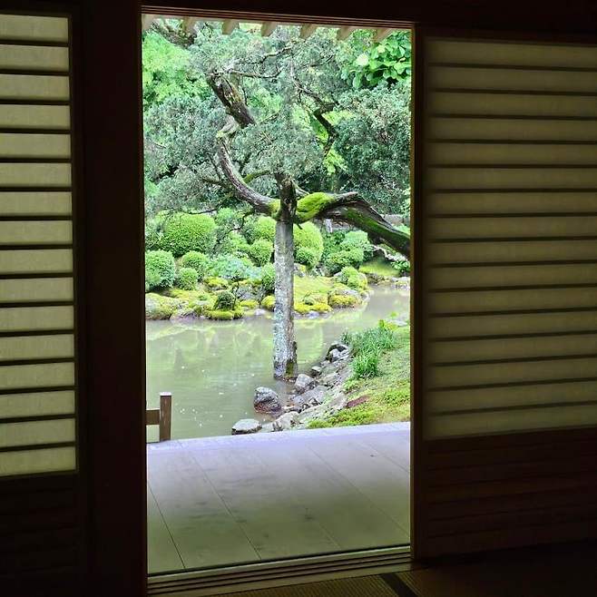 28b9d932da836ff43ce782e54184706dd6d3fcde514fb5a0710046aa15f0c2ccb44097