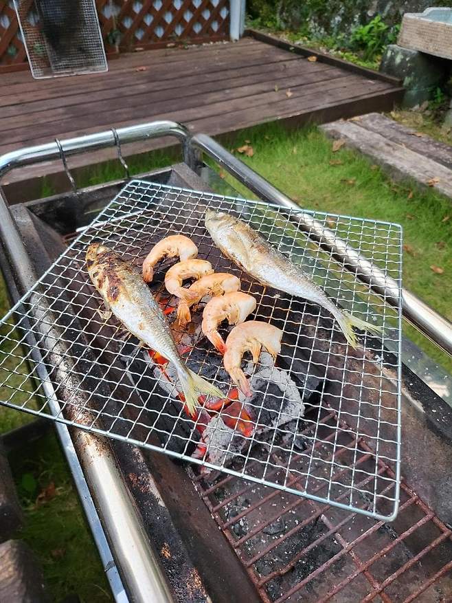 7fed8272b5856bf751ee8ee64f837573d2bffbf9b35c3e11a0c568198cb9d053