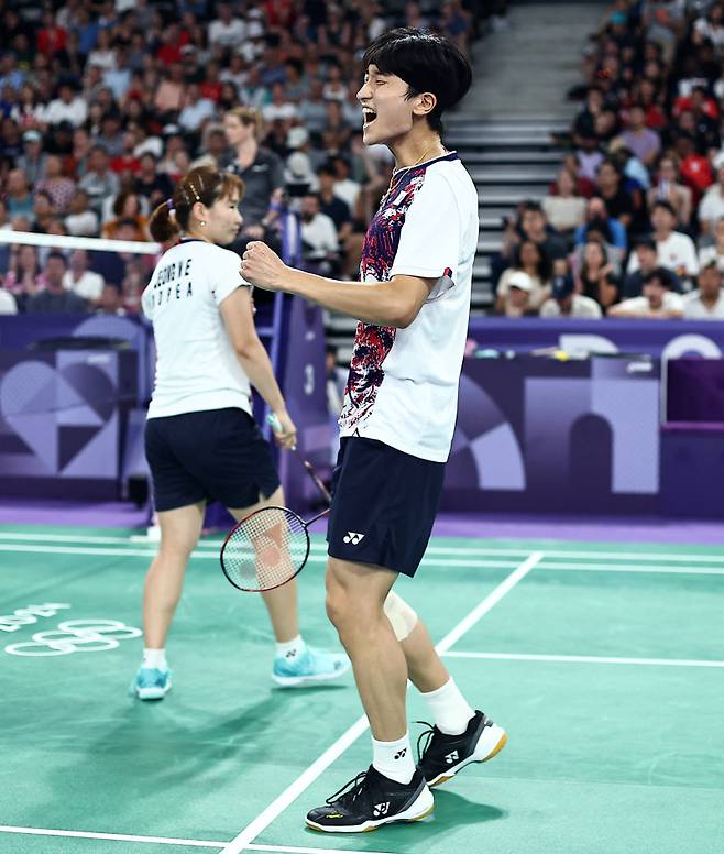 <yonhap photo-1571=""> 김원호-정나은은 파리 올림픽 준결승에서 상대 전적 0승 5패던 서승재와 채유정을 잡고 기적적인 드라마를 연출했다. 로이터=연합뉴스</yonhap>