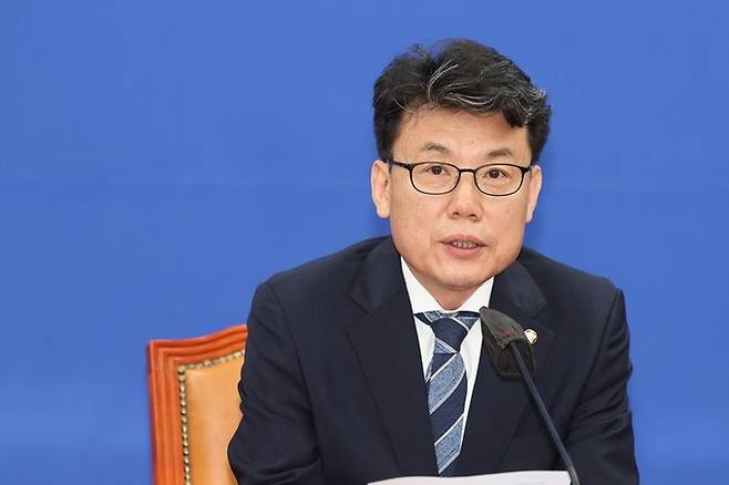진성준 더불어민주당 정책위의장. 뉴시스
