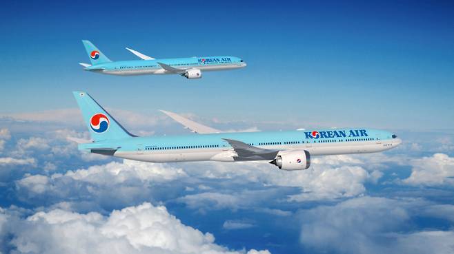 사진은 대한항공 보잉 B777-9(아래), B787-10./사진=대한항공 제공)