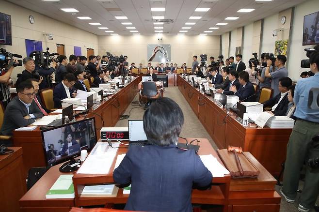 8일 오전 서울 여의도 국회 과학기술정보방송통신위원회 전체회의장에서 유상임 과학기술정보통신부장관 후보자 인사청문회가 열리고 있다. 뉴스1화상