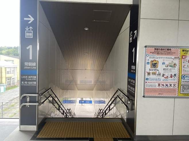 0490f719b7856ef520b5c6b236ef203edf5fa5eae804cd2281