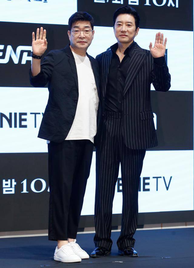 손현주(왼쪽)와 김명민이 '유어 아너'의 제작발표회에 참석했다. 뉴스1