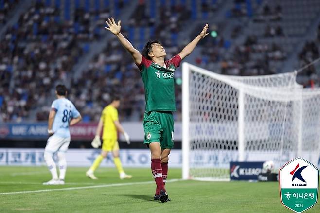 대전 마사가 10일 수원FC전에서 추가골을 넣고 환호하고 있다. 사진 | 한국프로축구연맹