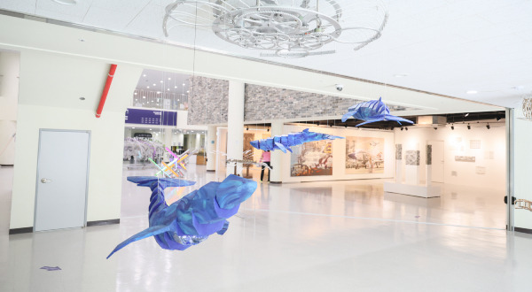 Exhibition view of the Dongnam Arts Center in Changwon Industrial Complex. [Courtesy of Korea Arts Management Service]