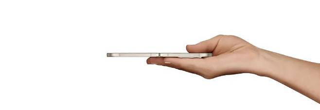 픽셀9 프로 폴드를 펼쳤을 때 측면 모습(사진=구글)