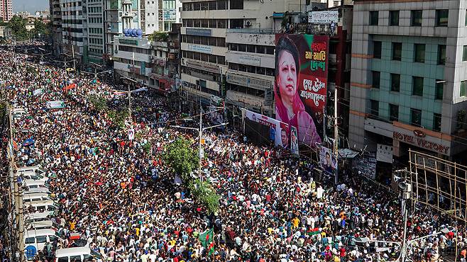 제1야당 방글라데시 민족주의당(BNP) 본부 앞 시위 [사진 제공:연합뉴스]