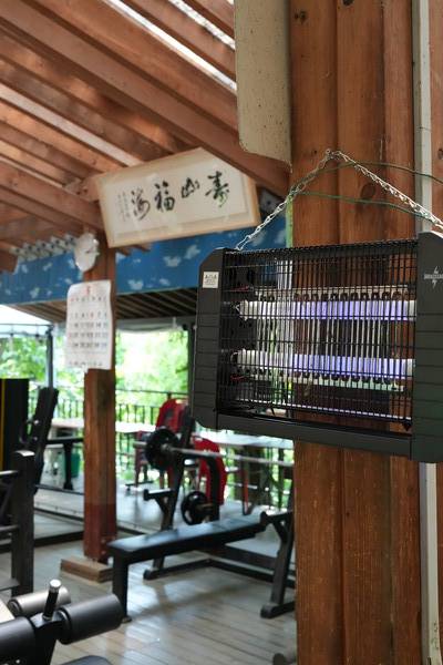 벌레퇴치기도 설치되어 있다.