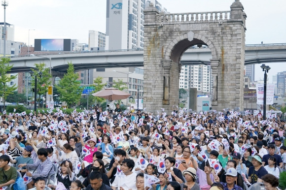 서울 서대문구 서대문형무소 일대에서 열린 서대문독립축제을 찾은 인파의 모습. 서대문구 제공