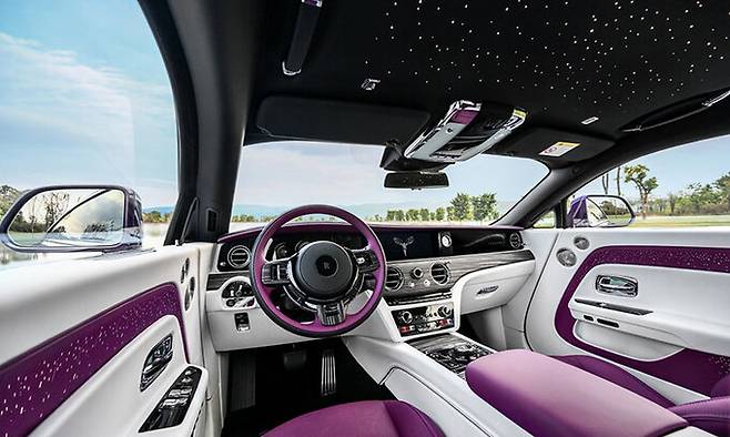 스펙터의 내부 모습. 롤스로이스 코리아 제공