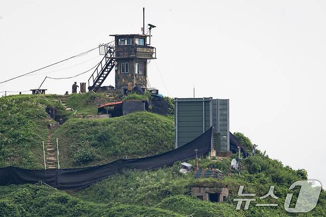 남북 접경지역 우리측 초소에 설치된 대북확성기. 2024.7.21/뉴스1 ⓒ News1 유승관 기자