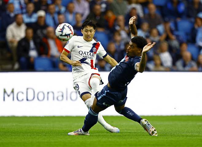 Soccer Football - Ligue 1 - Le Havre v Paris St Germain - Stade Oceane, Le Havre, France - August 16, 2024  Paris St Germain's Lee Kang-in scores their first goal REUTERS/Abdul Saboor







<저작권자(c) 연합뉴스, 무단 전재-재배포, AI 학습 및 활용 금지>