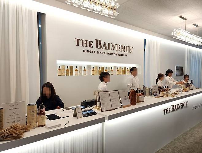 [서울=뉴시스] 주동일 기자 = 19일 서울 성수동에서 열린 발베니 메이커스 테이블. 2024.08.19 *재판매 및 DB 금지