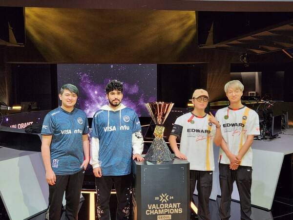 - LEV 콤(좌측부터), LEV 아스파스, EDG 캉캉, EDG 노바디&nbsp;