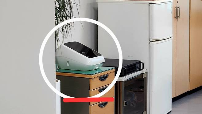 20일 오후 3시 30분쯤, 전남 광양시장 비서실 한켠에 은행이나 관공서에서나 볼 수 있는 번호표 발행기가 놓여 있다. ⓒ시사저널 정성환