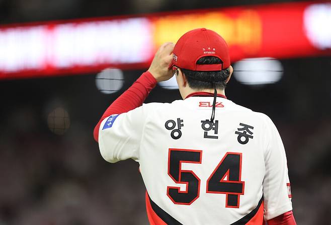 ▲ 부상자들의 속출에 시즌 내내 어려움을 겪은 KIA 로테이션이지만,&nbsp; 양현종만은 성실하게 그 자리를 지키며 또 버팀목 임무를 해내고 있다. ⓒKIA 타이거즈