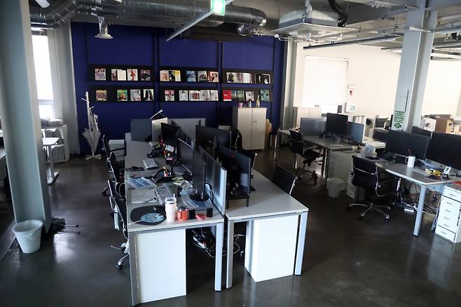 19일 오전 직원 없는 서울 성동구 알렛츠 사무실. 유통업계에 따르면 가구·가전 제품 등을 판매하는 온라인 쇼핑몰 알렛츠는 지난 16일 홈페이지에 '부득이한 경영상 사정으로 8월 31일 자로 서비스를 종료하게 되었음을 안내드린다'는 공지문을 게시했다. [연합]