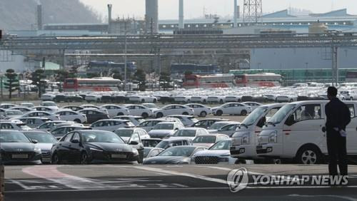 출고되는 신차들 [연합뉴스 자료사진]