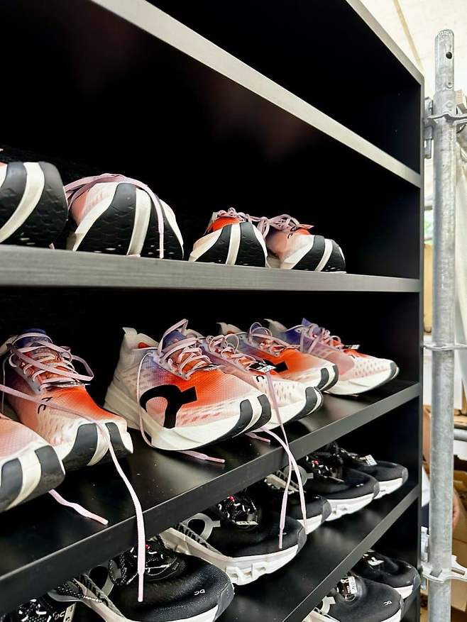 74eff274b2f61bf023eef797379c701e0ec8a439e914a53c1ea035f348d688f90b64f16d8933540fdc56ae8aa5de8c5569960f7466